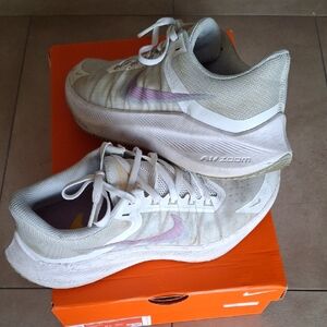 Nike Winflo 8 - White and Lilac